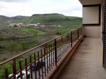 Appartamento in vendita a Giarratana RG