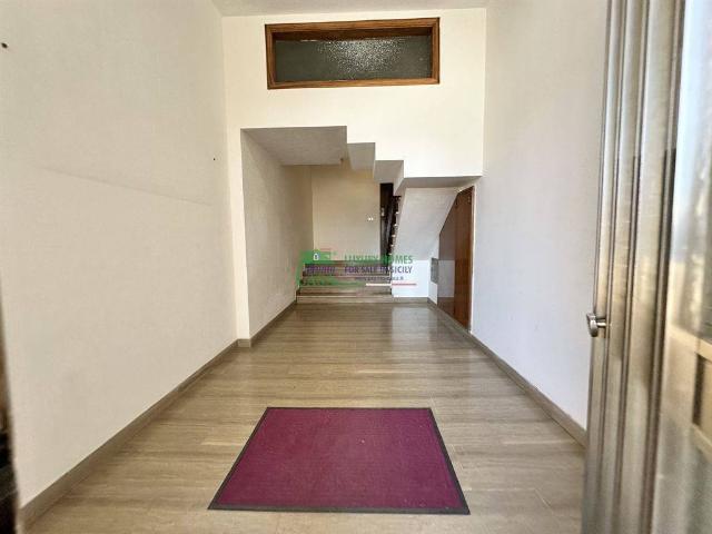 Appartamento in vendita a Giarratana RG