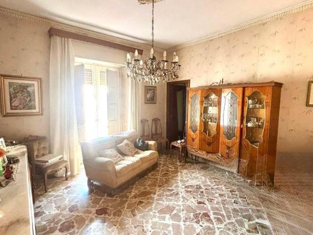 Appartamento in vendita a Giarre CT