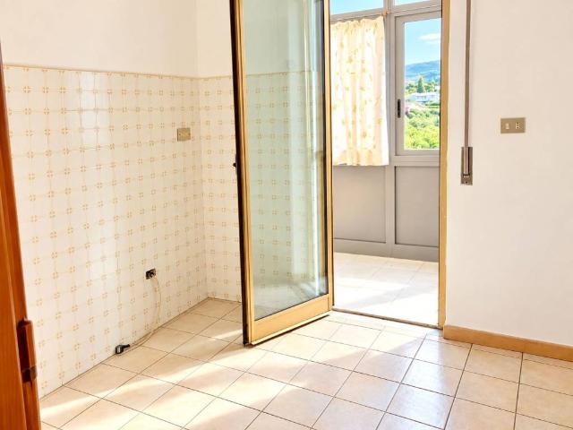 Appartamento in vendita a Giarre CT
