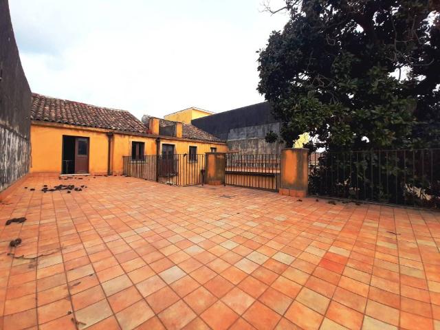 Appartamento in vendita a Giarre CT