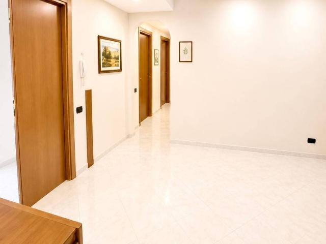 Appartamento in vendita a Giarre CT