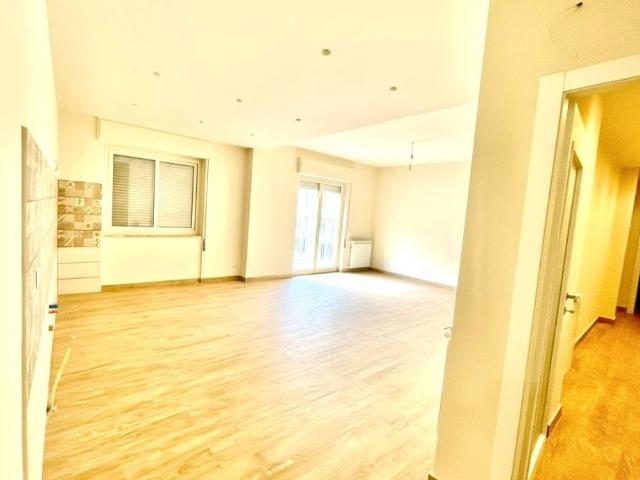 Appartamento in vendita a Giarre CT
