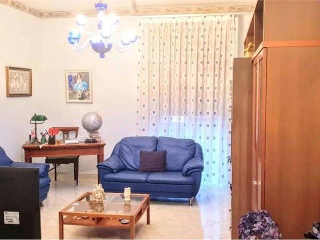 Appartamento in vendita a Giarre CT