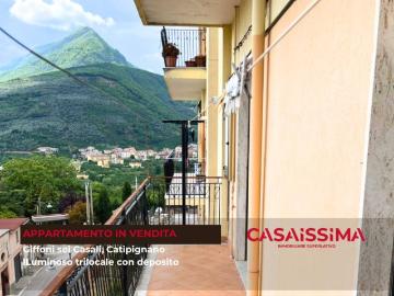 Appartamento in vendita a Giffoni Sei Casali SA
