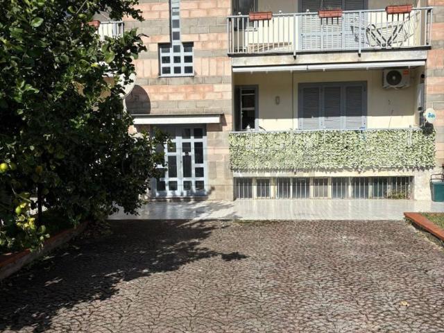 Appartamento in vendita a Giffoni Sei Casali SA