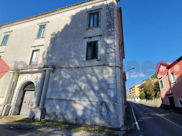 Appartamento in vendita a Giffoni Valle Piana