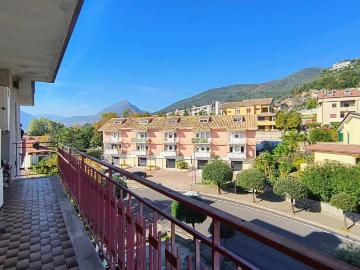 Appartamento in vendita a Giffoni Valle Piana SA