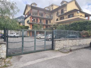 Appartamento in vendita a Giffoni Valle Piana SA
