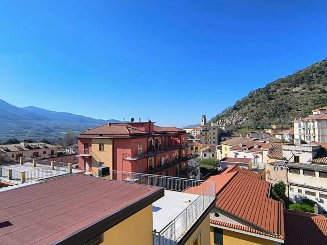 Appartamento in vendita a Giffoni Valle Piana SA