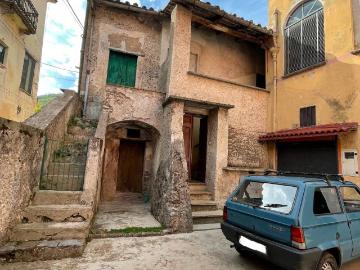 Appartamento in vendita a Giffoni Valle Piana SA