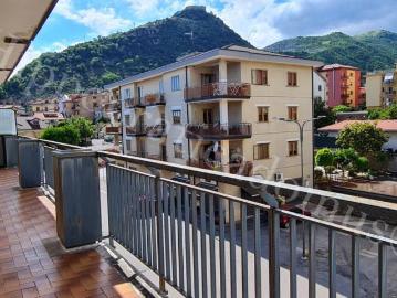Appartamento in vendita a Giffoni Valle Piana SA