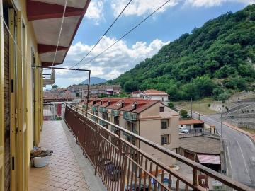 Appartamento in vendita a Giffoni Valle Piana SA