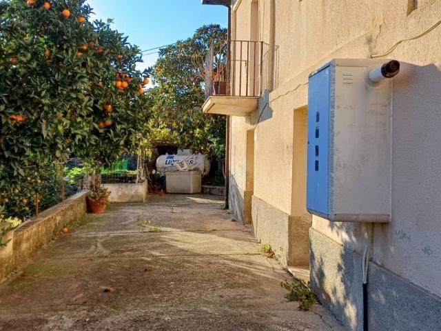 Appartamento in vendita a Gioiosa Ionica RC