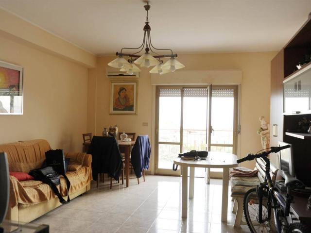Appartamento in vendita a Gioiosa Marea ME