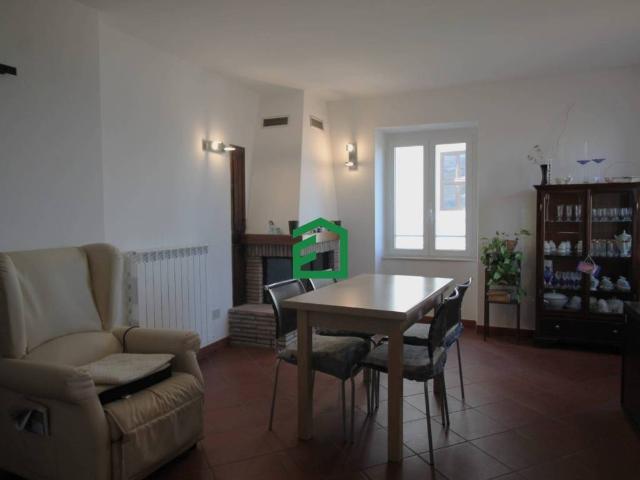 Appartamento in vendita a Giove TR