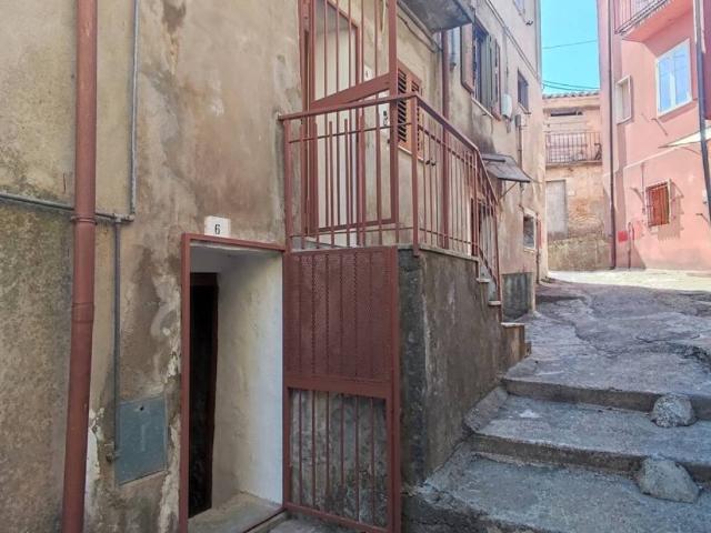 Appartamento in vendita a Girifalco CZ