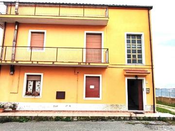 Appartamento in vendita a Girifalco CZ