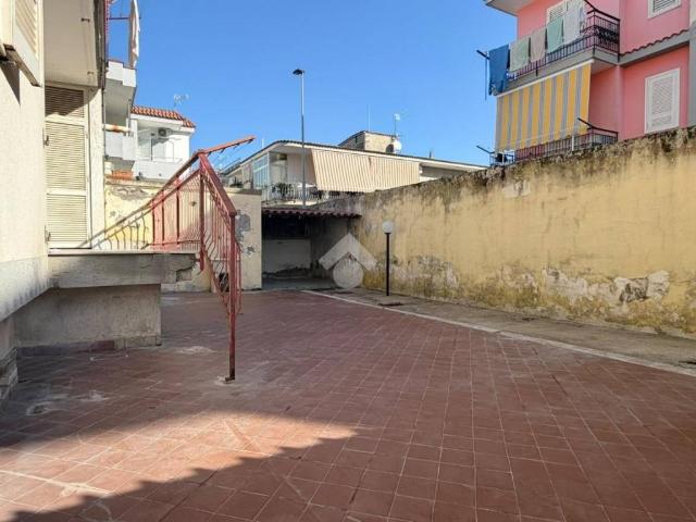 Appartamento in vendita a Giugliano in Campania NA