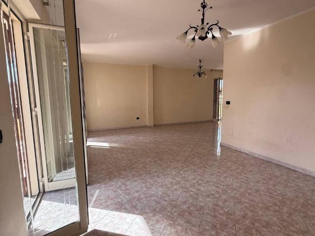 Appartamento in vendita a Giugliano in Campania NA