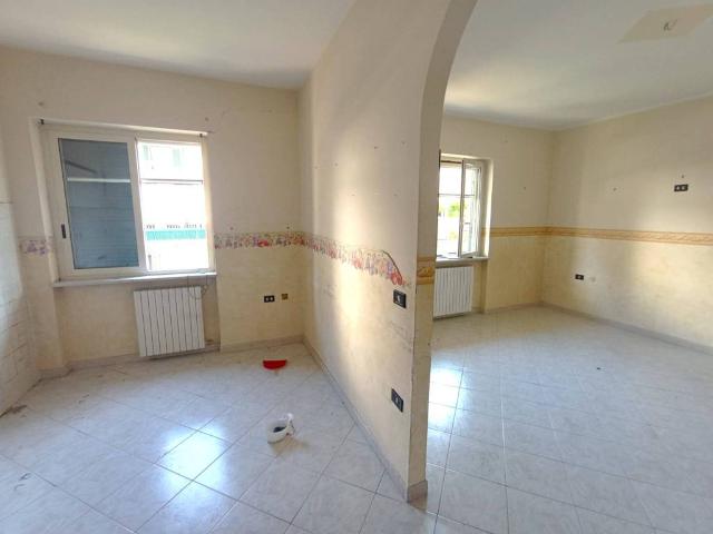 Appartamento in vendita a Giugliano in Campania NA