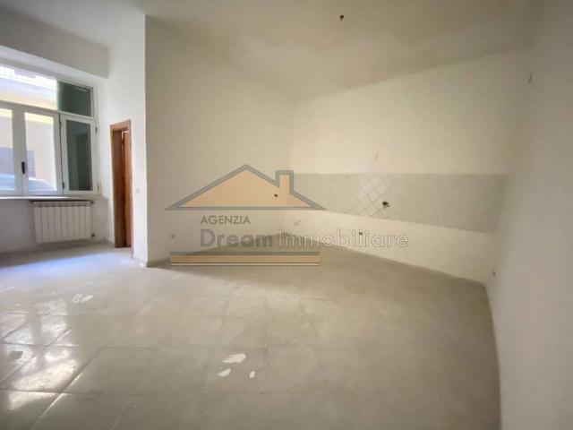 Appartamento in vendita a Giugliano in Campania NA