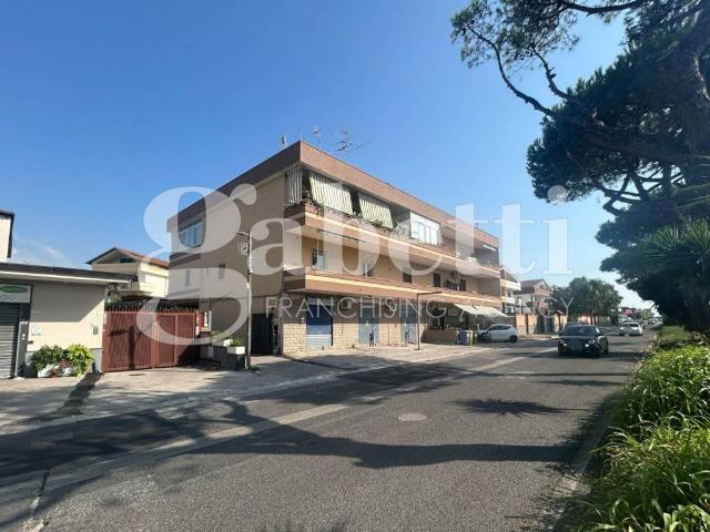 Appartamento in vendita a Giugliano in Campania NA