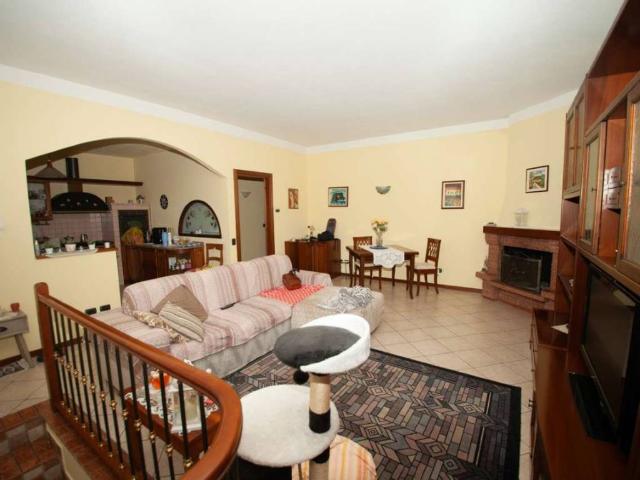 Appartamento in vendita a Giussano MB