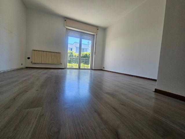 Appartamento in vendita a Giussano MB