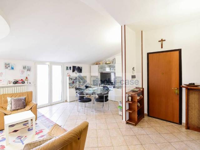 Appartamento in vendita a Giussano MB