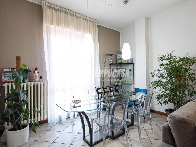 Appartamento in vendita a Giussano MB