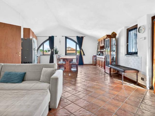 Appartamento in vendita a Giussano MB