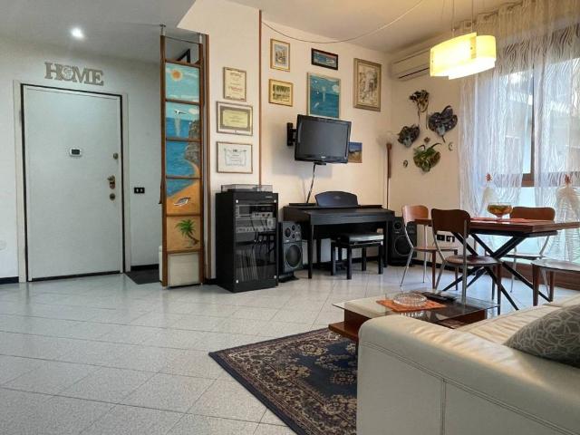 Appartamento in vendita a Giussano MB