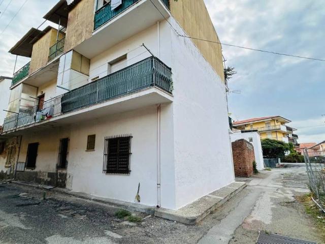 Appartamento in vendita a Gizzeria CZ