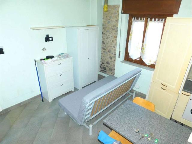 Appartamento in vendita a Golasecca VA