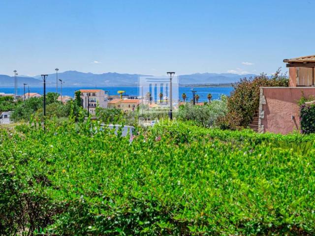 Appartamento in vendita a Golfo Aranci OT