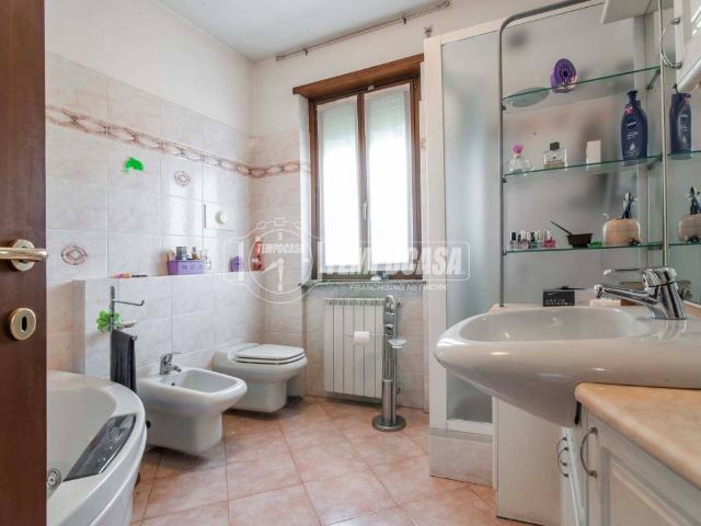 Appartamento in vendita a Gorla Minore VA