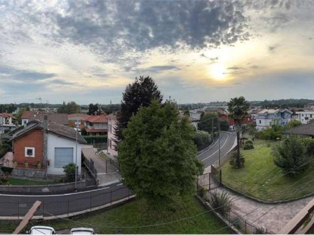 Appartamento in vendita a Grandate CO