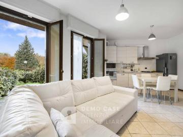 Appartamento in vendita a Grandate CO