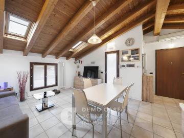 Appartamento in vendita a Grandate CO