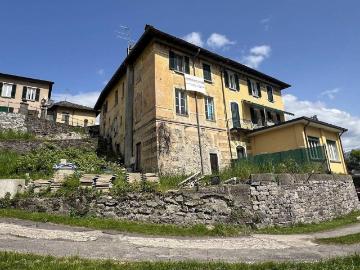 Appartamento in vendita a Grandola ed Uniti CO