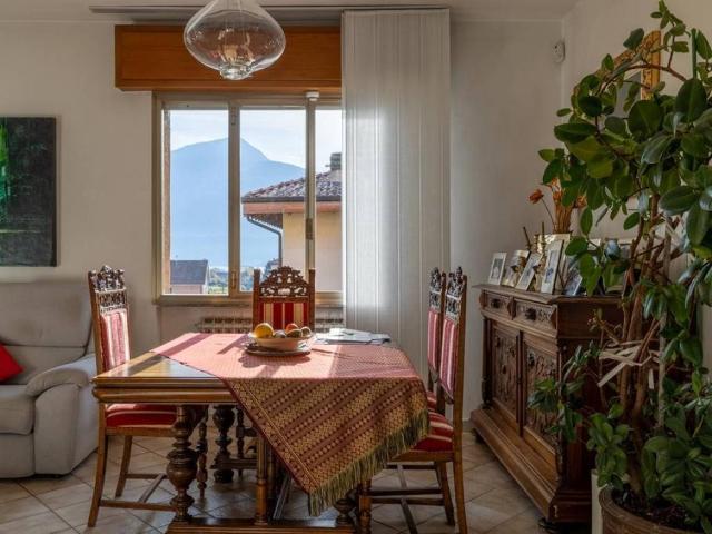Appartamento in vendita a Gravedona ed Uniti CO