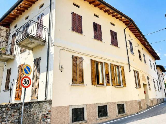 Appartamento in vendita a Gravedona ed Uniti CO