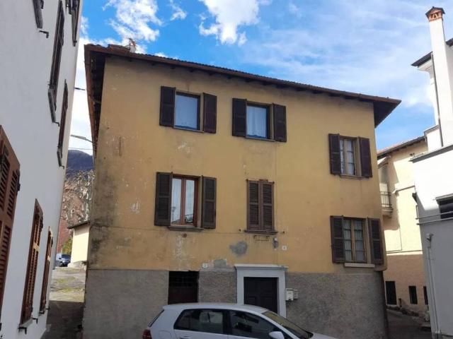 Appartamento in vendita a Gravedona ed Uniti CO