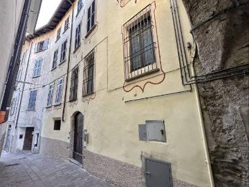 Appartamento in vendita a Gravedona ed Uniti CO
