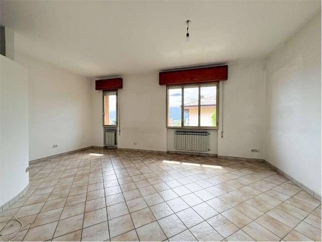 Appartamento in vendita a Gravedona ed Uniti CO