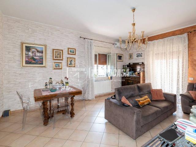 Appartamento in vendita a Gravina di Catania CT
