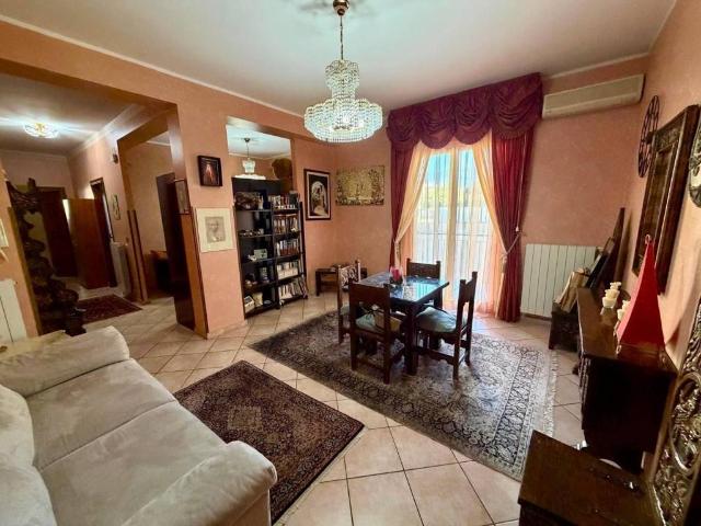 Appartamento in vendita a Gravina di Catania CT