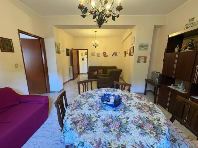 Appartamento in vendita a Gravina di Catania CT