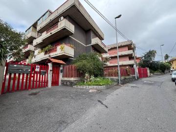 Appartamento in vendita a Gravina di Catania CT